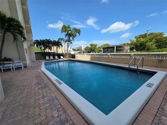 1-bedroom home at 900 NE 18th Avenue #1103, Fort Lauderdale