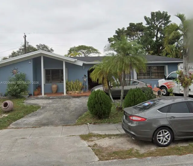 5-bedroom home at 12325 SW 42nd Street, Miami