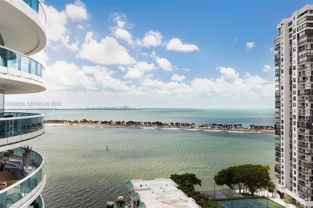 2-bedroom home at 2127 Brickell Avenue #1805, Miami