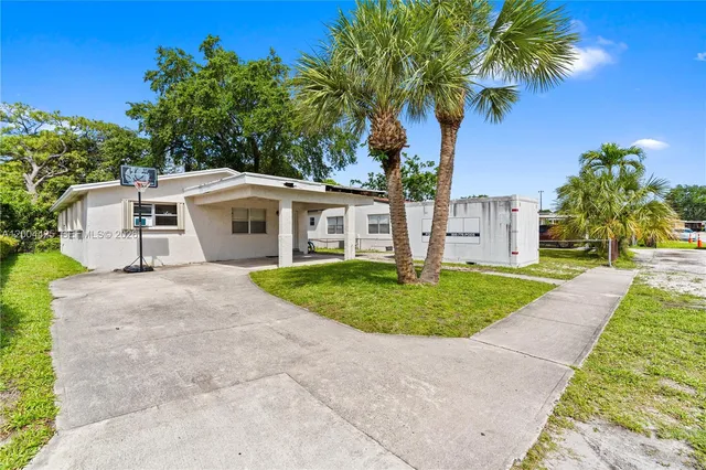 3-bedroom home at 723 NW 15th Terrace, Fort Lauderdale