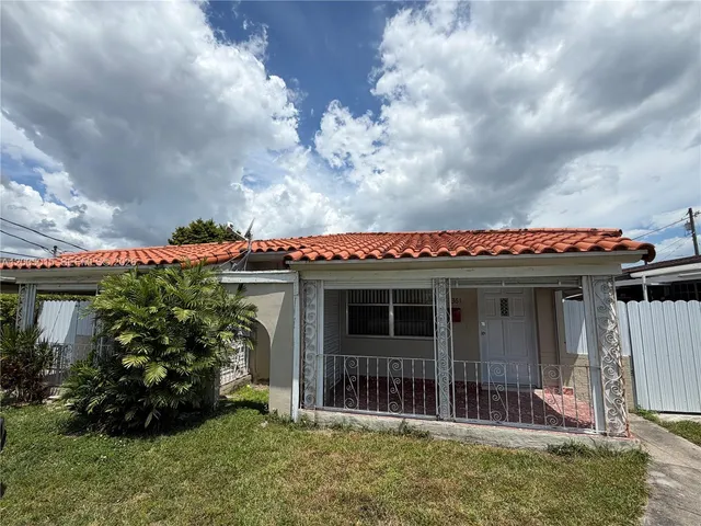 4-bedroom home at 3361 SW 28th Street, Miami