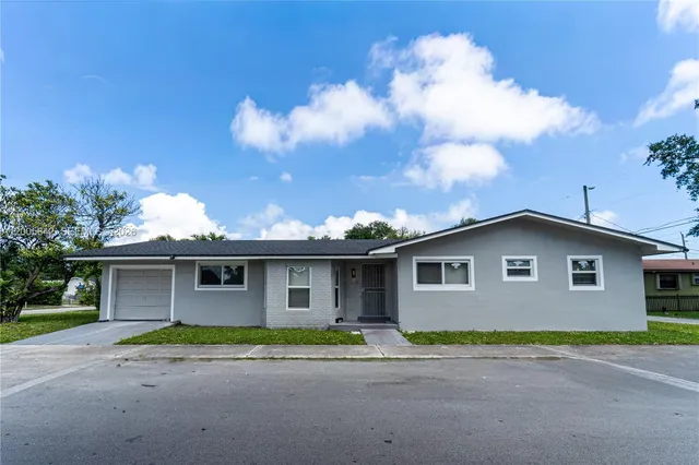 3-bedroom home at 2260 Charleston Street, Hollywood