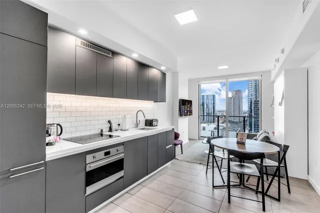 1-bedroom home at 227 NE 2nd Street #2503, Miami