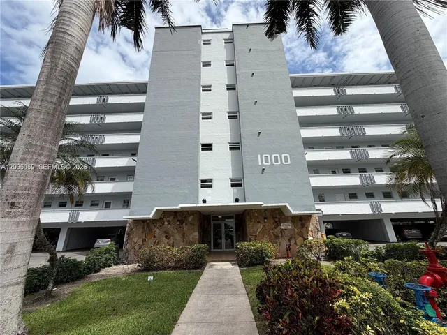2-bedroom home at 1000 NE 14th Avenue #210, Hallandale Beach