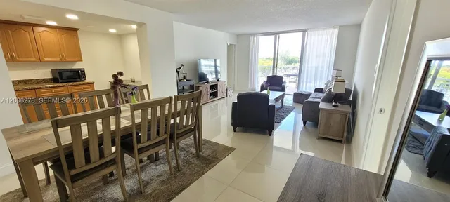 2-bedroom home at 18011 Biscayne Boulevard #402, Aventura