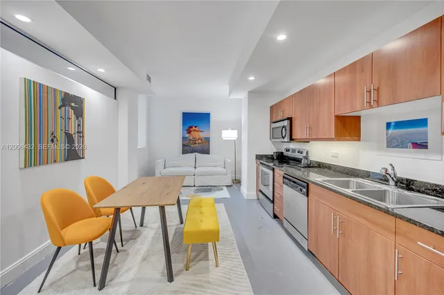 1-bedroom home at 111 E Flagler Street #506, Miami