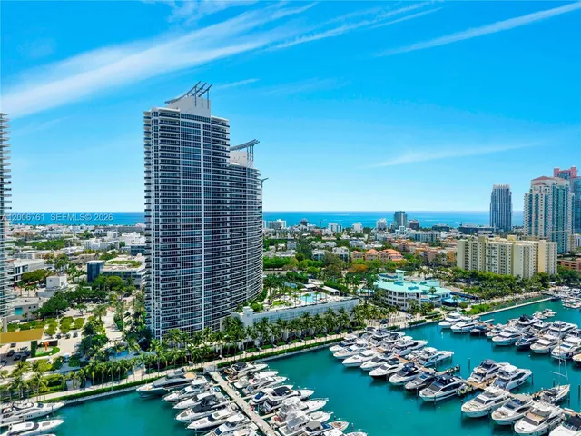 2-bedroom home at 400 Alton Road #TH1A, Miami Beach