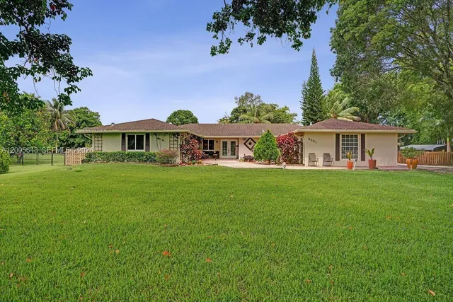4-bedroom home at 4981 SW 186th Avenue, Southwest Ranches