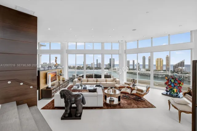 5-bedroom home at 2600 Island Boulevard #PH1, Aventura