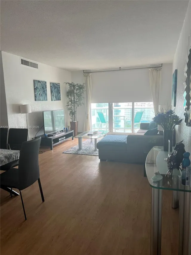 1-bedroom home at 3901 S Ocean Drive #14T, Hollywood