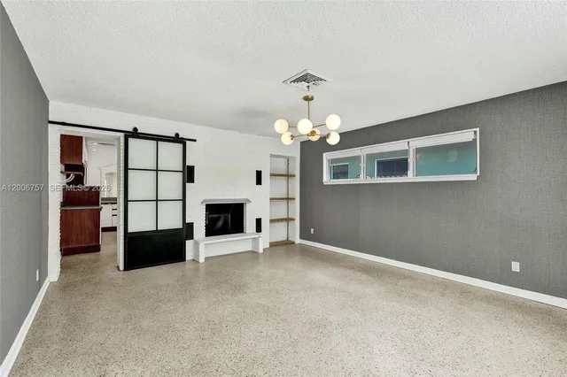 3-bedroom home at 1421 S Palmway, Lake Worth
