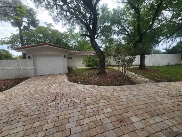 3-bedroom home at 141 NE 30th Street, Wilton Manors