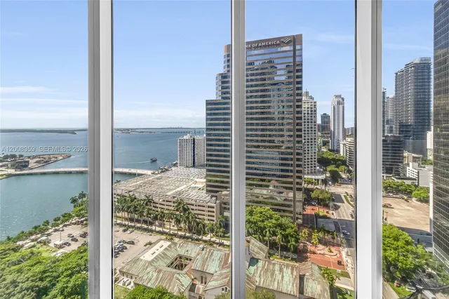 2-bedroom home at 485 Brickell Avenue #2508, Miami