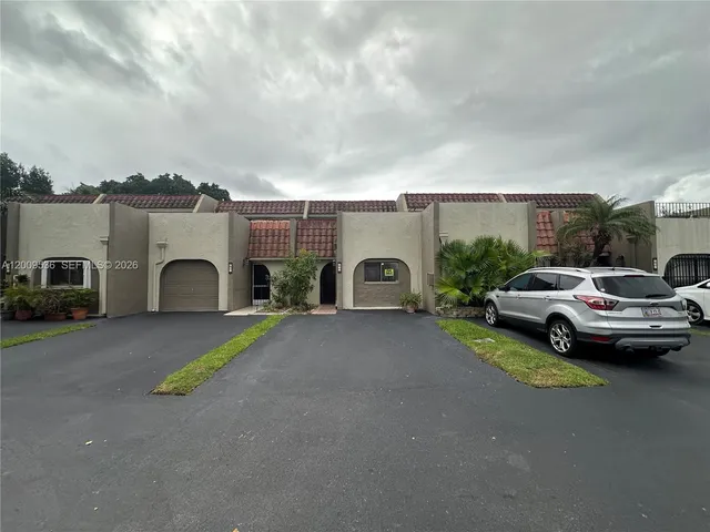 3-bedroom home at 295 Jacaranda Drive #20, Plantation
