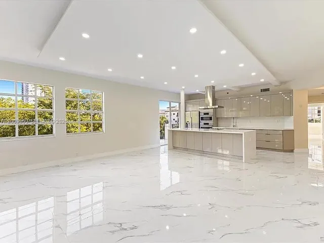 3-bedroom home at 3900 Island Boulevard #B408, Aventura