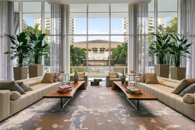 2-bedroom home at 21150 Point Place #LPH 2902, Aventura