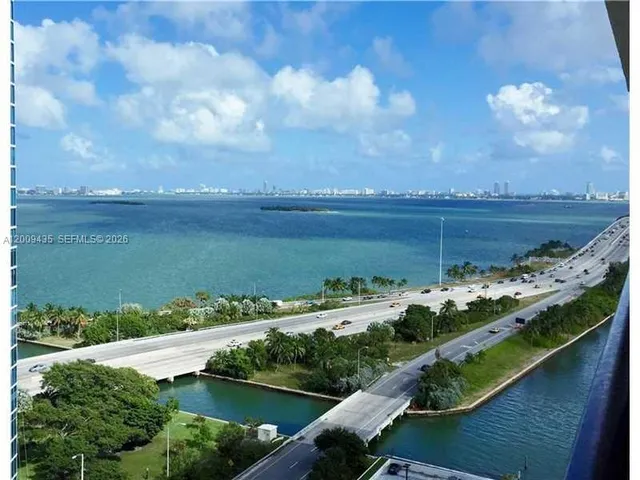 1-bedroom home at 600 NE 36th Street #1109, Miami