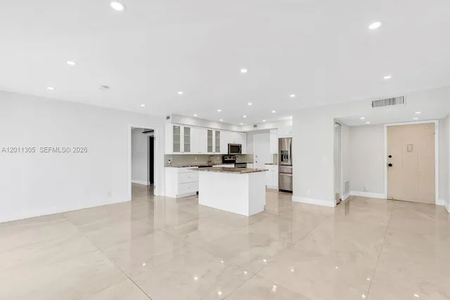 2-bedroom home at 300 Diplomat Parkway #204, Hallandale Beach