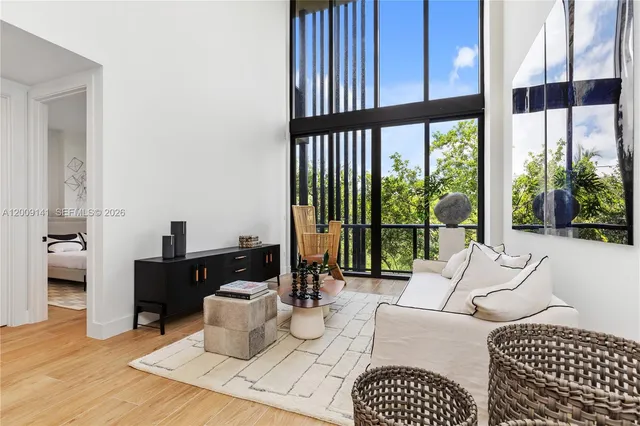 2-bedroom home at 3034 Oak Avenue #LPH3, Coconut Grove
