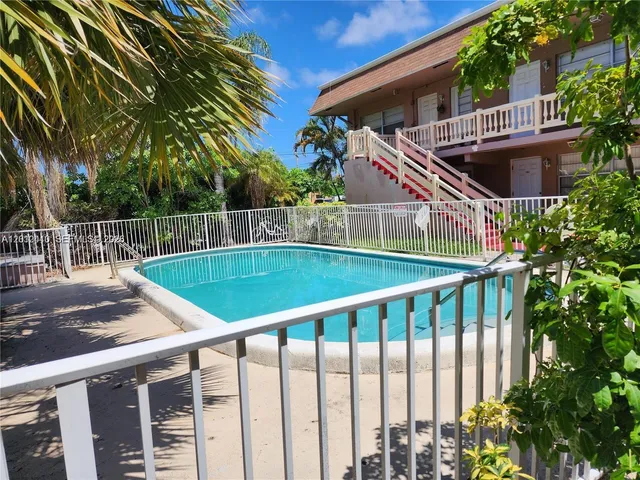 1-bedroom home at 241 SE 9th Avenue #103, Pompano Beach