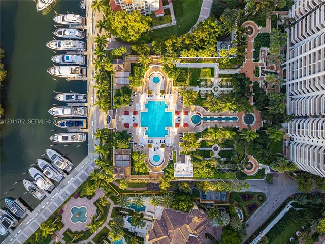 2-bedroom home at 2000 Island Boulevard #2503, Aventura