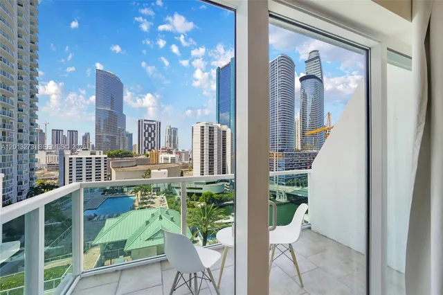 1-bedroom home at 41 SE 5th Street #1003, Miami
