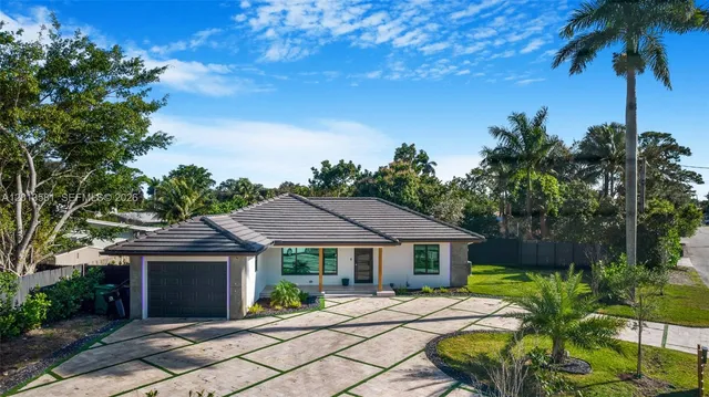 3-bedroom home at 2406 Gulfstream Lane, Fort Lauderdale