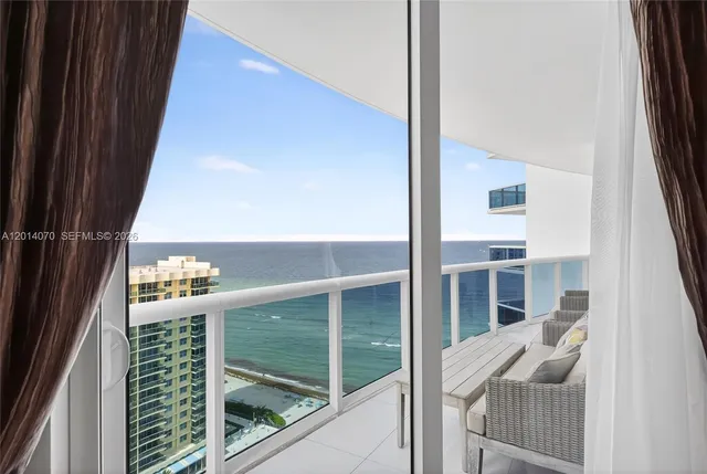 3-bedroom home at 2711 S Ocean Drive #1901, Hollywood