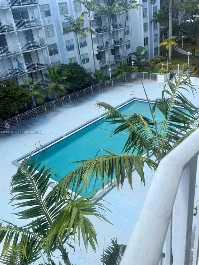 3-bedroom home at 488 NW 165th St Road #B512, Miami