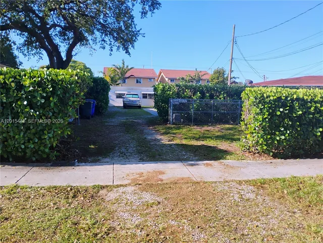 4-bedroom home at 5832 Polk Street, Hollywood