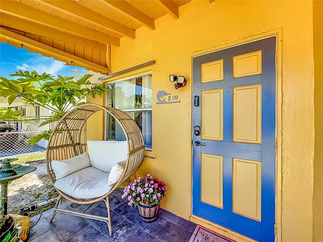 2-bedroom home at 800 NW 17th Terrace, Pompano Beach