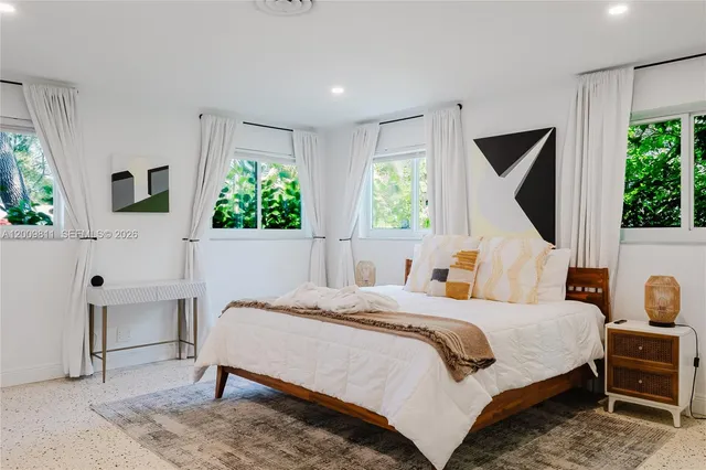 2-bedroom home at 1106 N 13th Court, Hollywood