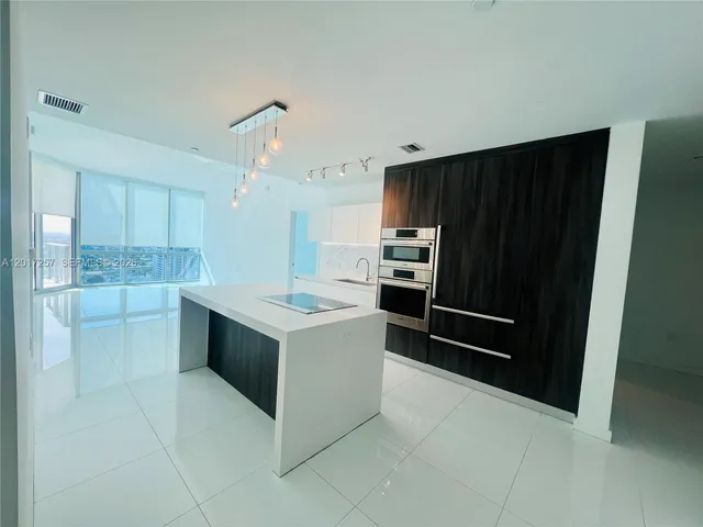 2-bedroom home at 851 NE 1st Avenue #2808, Miami