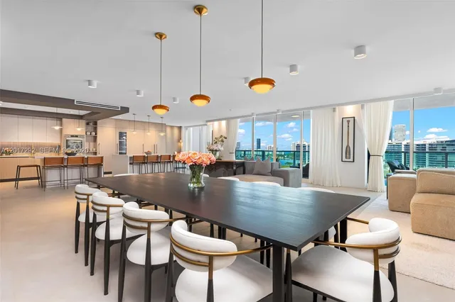 6-bedroom home at 3201 NE 183rd Street #1503/1504, Aventura