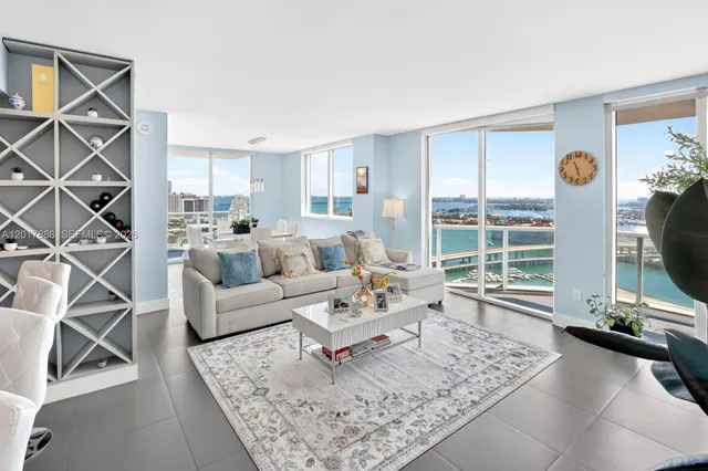 2-bedroom home at 244 Biscayne Boulevard #3602, Miami