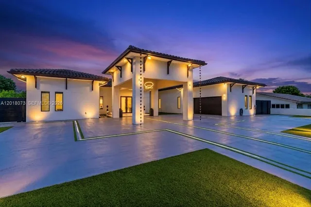 5-bedroom home at 320 SW 125th Avenue, Miami