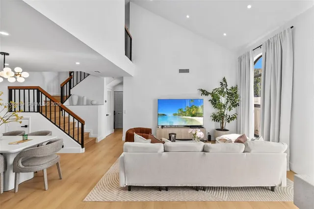 3-bedroom home at 21216 Harbor Way #15815, Aventura