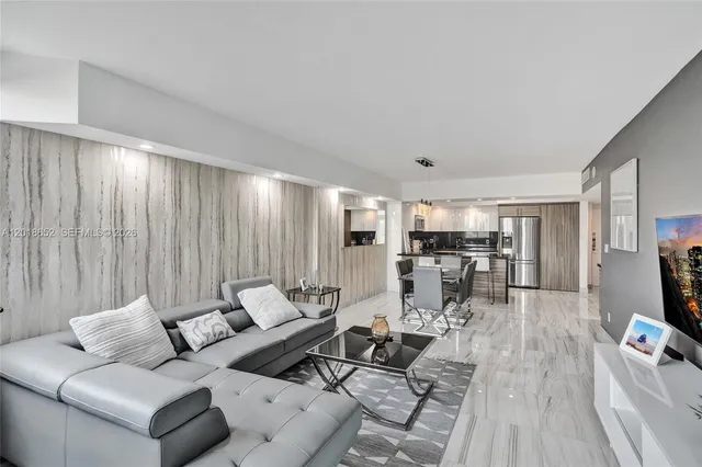 2-bedroom home at 19370 Collins Avenue #426, Sunny Isles Beach