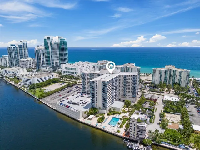 2-bedroom home at 3800 S Ocean Drive #1114, Hollywood