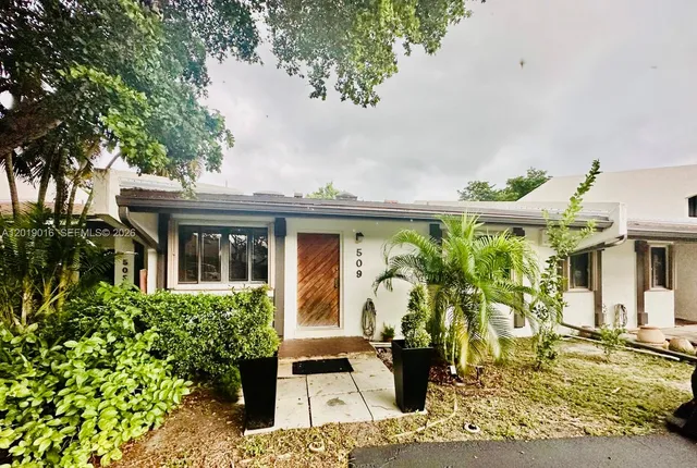 2-bedroom home at 509 NE 199th Lane #3A, Miami