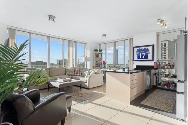 2-bedroom home at 1111 SW 1st Avenue #2925N, Miami