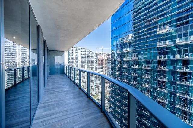 2-bedroom home at 801 S Miami Avenue #3905, Miami