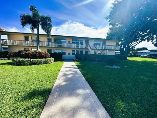 1-bedroom home at 70 Dorchester D 70 #70, West Palm Beach