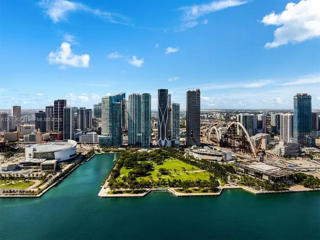 6-bedroom home at 1000 Biscayne Boulevard #5101, Miami