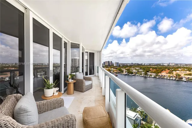 2-bedroom home at 21055 Yacht Club Drive #1707, Aventura