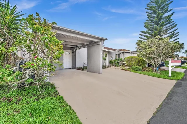 2-bedroom home at 14898 Wildflower Lane, Delray Beach