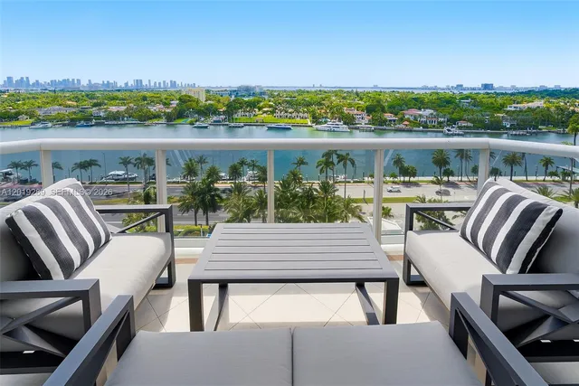 1-bedroom home at 4779 Collins Avenue #1206, Miami Beach