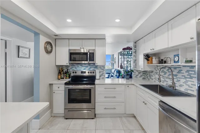 1-bedroom home at 1351 NE Miami Gardens Drive #1603E, Miami