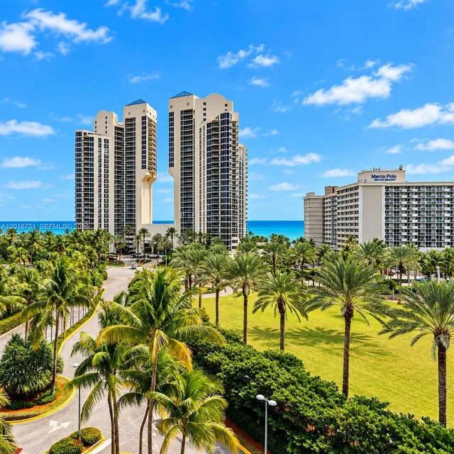 2-bedroom home at 19370 Collins Avenue #626, Sunny Isles Beach