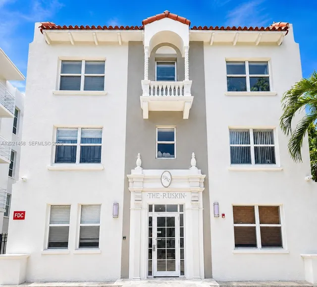 1-bedroom home at 1542 Drexel Avenue #105, Miami Beach